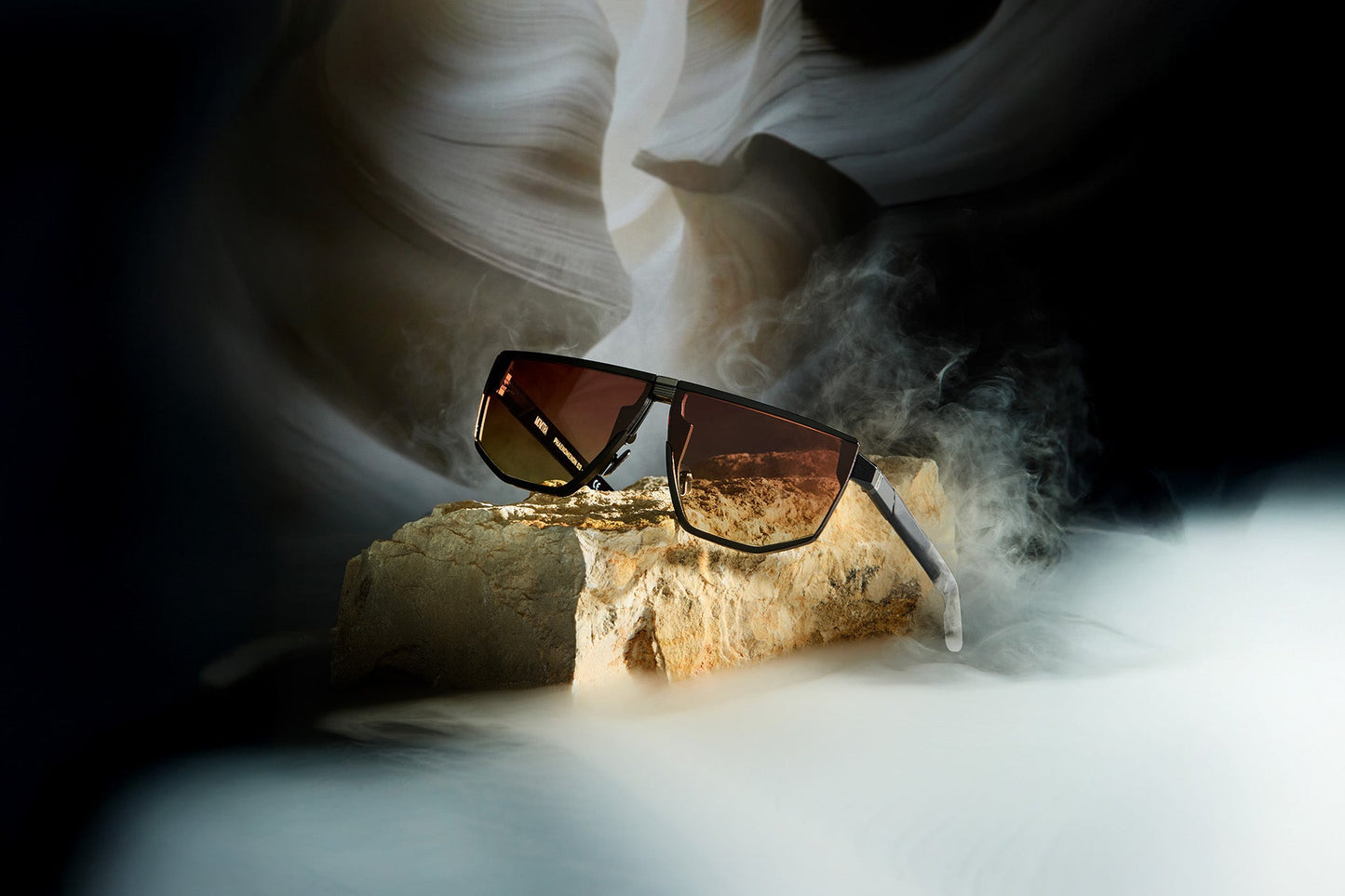 Phaenomenon 03-C1 Dark Grey with Sunset Lenses