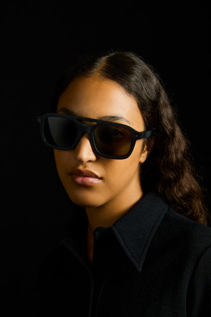 Vinicio Shadow Matte