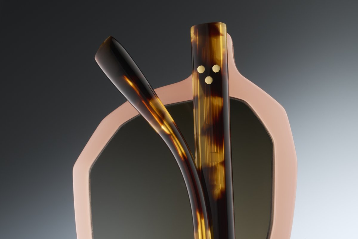 Supremacy - Milky Blush Light