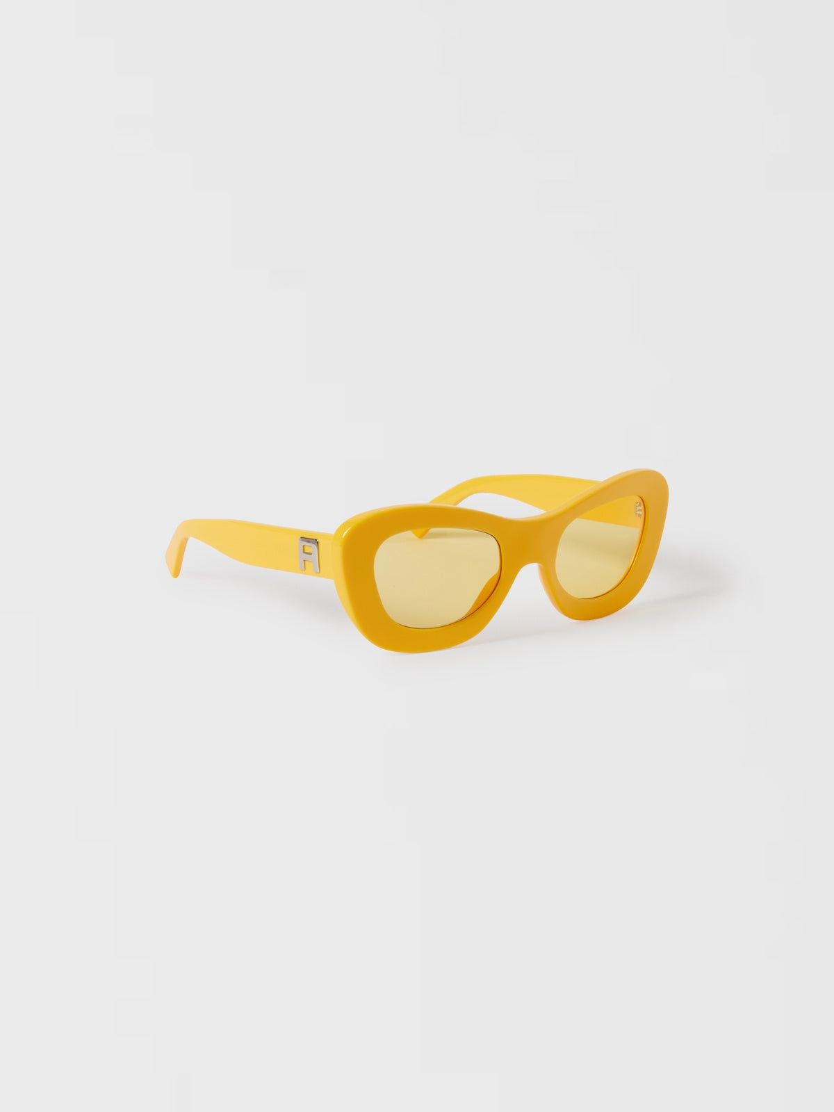 Felis  Yellow