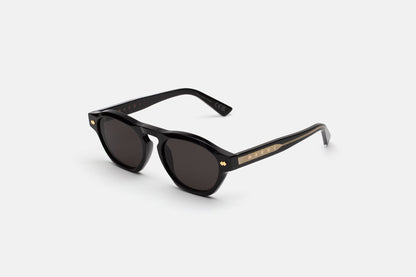 Yunari Black