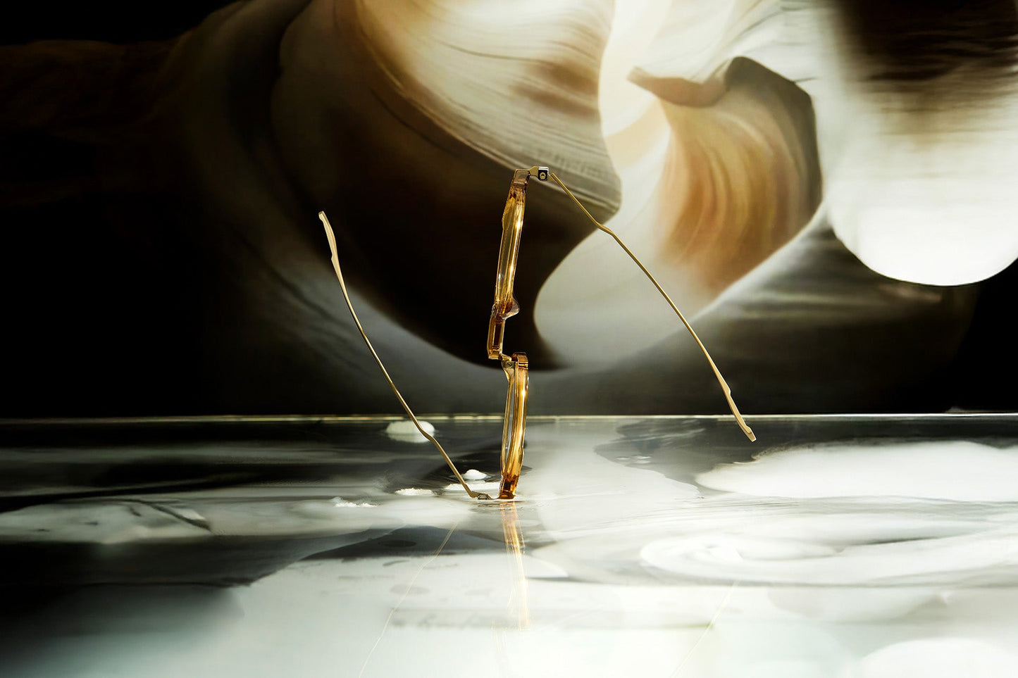 Inceptus 02-C3 Moka with Light Brown Lenses