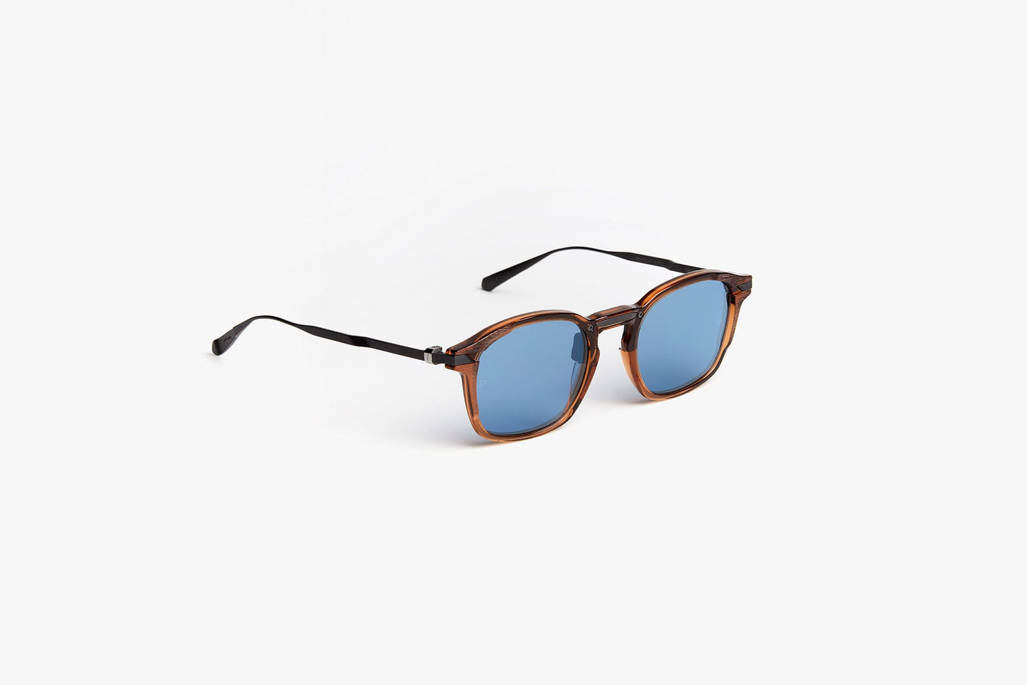 Inceptus 02-C2 Light Brown with Blue Lenses