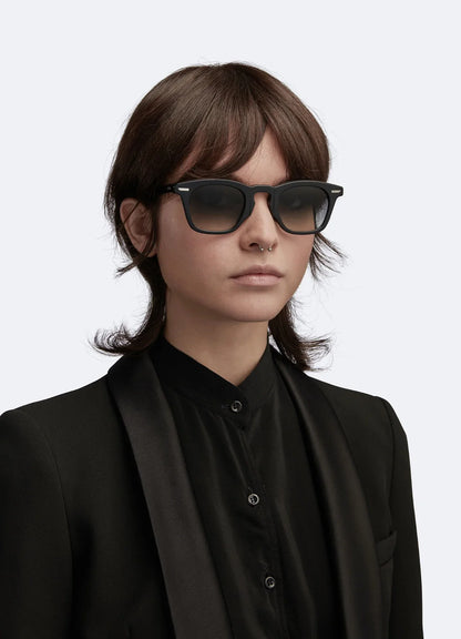 Isi Silver Black Flash Electric Light Blue