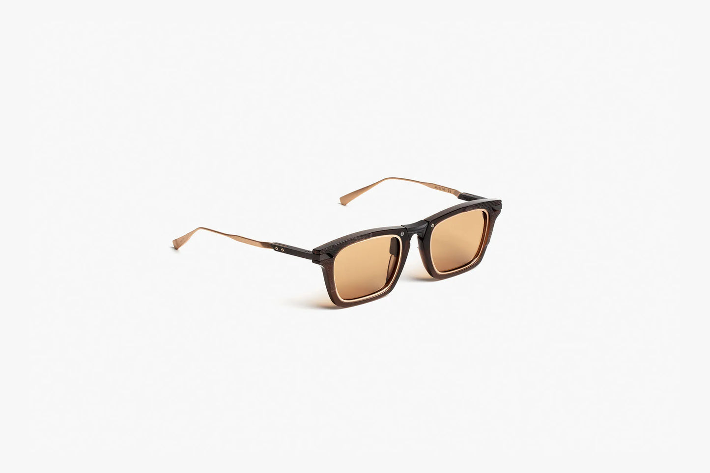 LT02E BROWN S