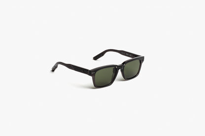 Momentum 05-C1 Crystal Black with Green Lenses