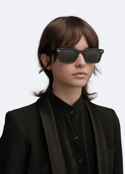 Nemesis Silver Black Grey