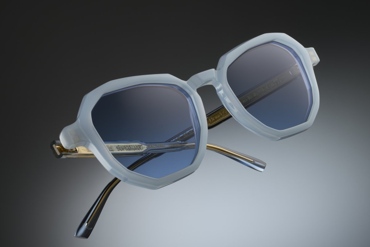 Supremacy - Milky Vintage Royal