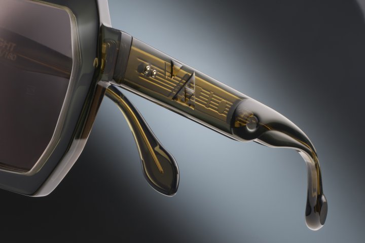Möbius Light