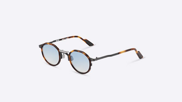 CM01V Havana With Gradient Light Blue Lenses